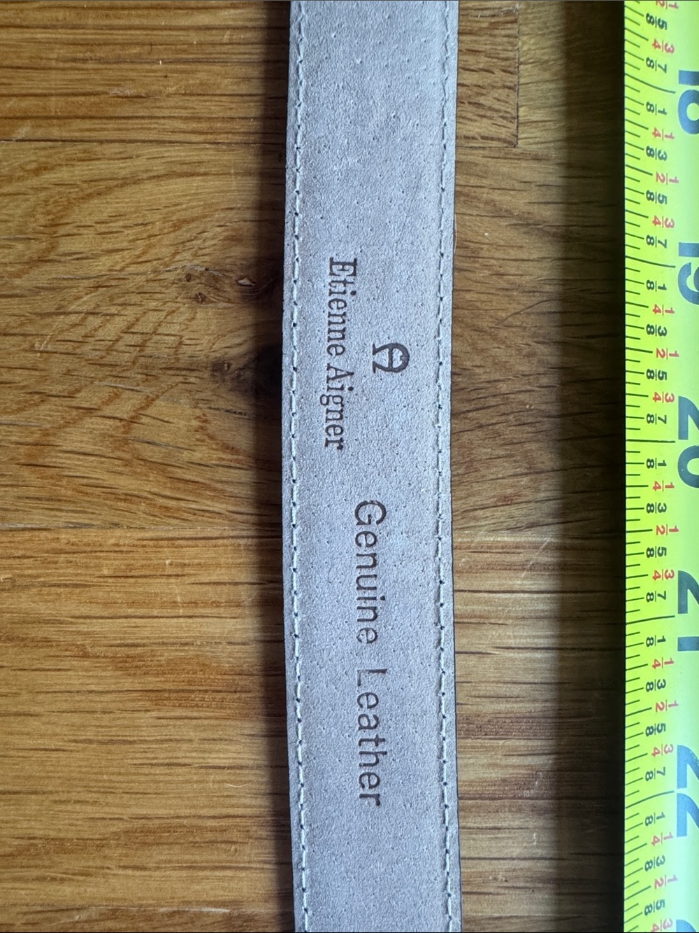 VTG Etienne Aigner Belt Navy Blue Smooth Leather Women's Sz S Gold Logo - Picture 6 of 7